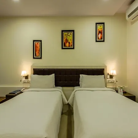 Hotel Oyo 16001 Gk Residency Mumbai