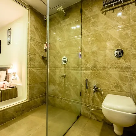 Oyo 16001 Gk Residency * Mumbai