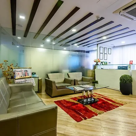 Oyo 16001 Gk Residency * Mumbai