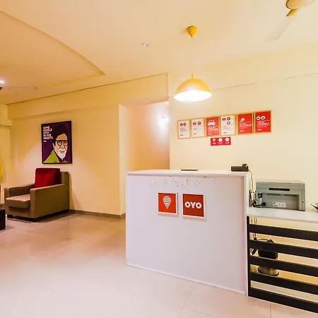 Oyo Flagship 389 Maitri Park Chembur Hotel Mumbai