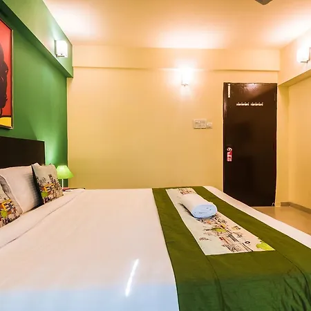 Oyo Flagship 389 Maitri Park Chembur Mumbai