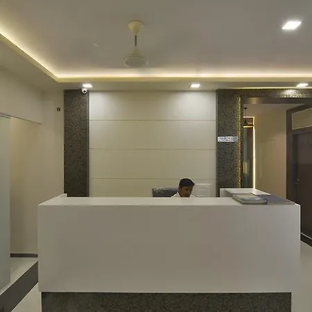 Aroma- Dadar Hotel 3*