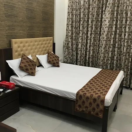 Hotel Antique - Colaba