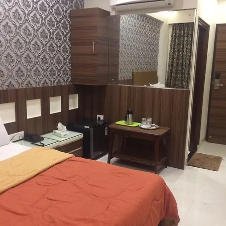 Hotel Antique - Colaba *