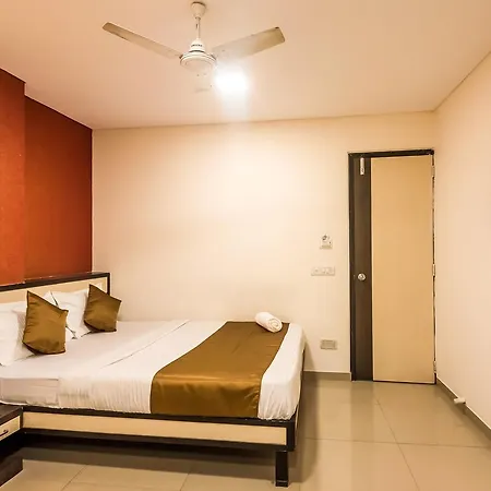 Minerva Residency Hotel *