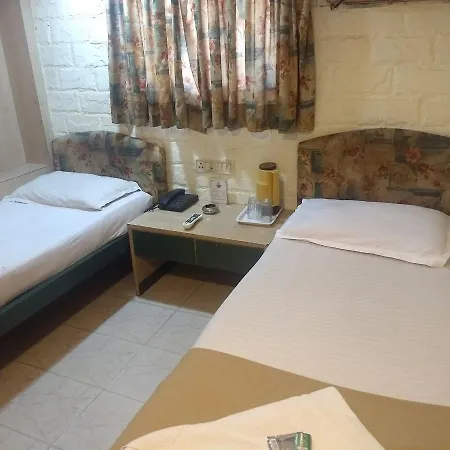 Palace Hotel 2*