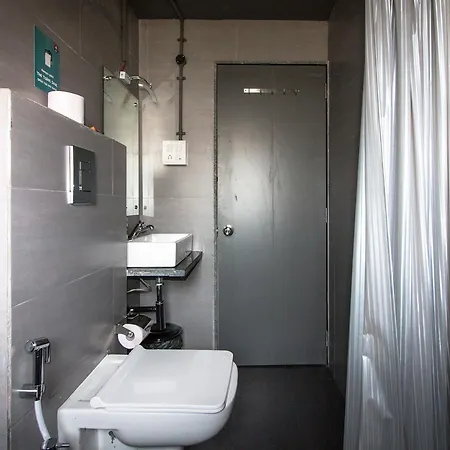 Backpacker Cowies Hostel