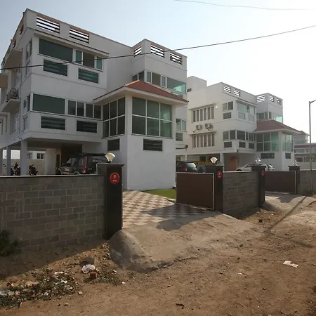 Oyo 935 Palkhee 3*