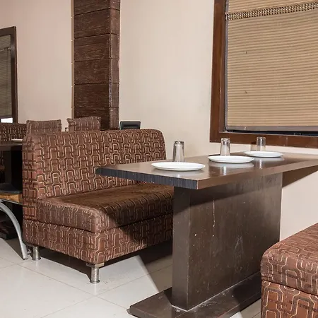Hotel Rigga Kokilaben Dhirubhai Ambani Hospital