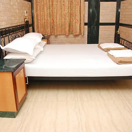 Hotel Hira Mumbai