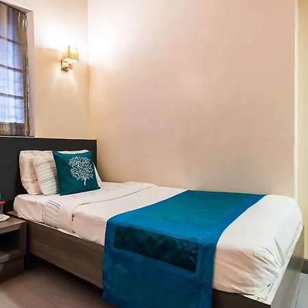 Hotel Oyo 1735 Near Nariman Point