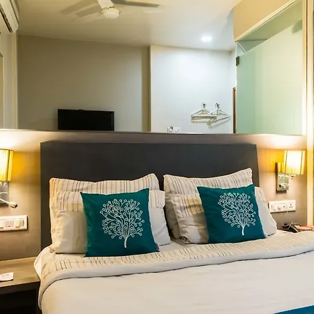 Hotel Oyo 1735 Near Nariman Point