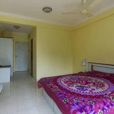 1 Bedroom Boutique In Malad West, Guest house Mumbai