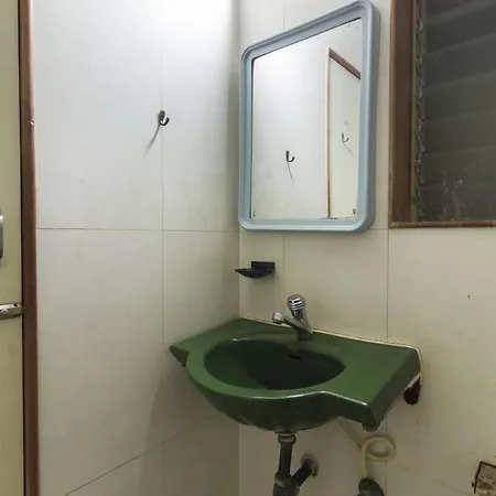 1 Bedroom Boutique In Malad West, Guest house Mumbai