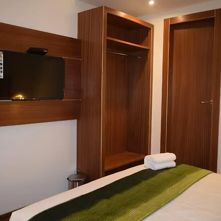 Hotel Maangta 222 @ Andheri Mumbai