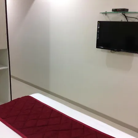 Hotel Maangta 113 @ Andheri East