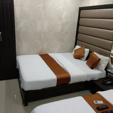 Karishma Hotel Mumbai