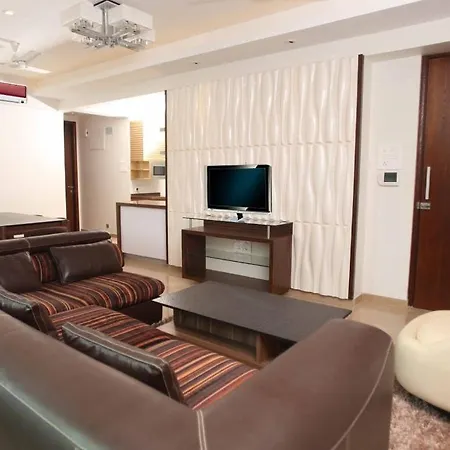 Laurent & Benon - Santacruz East Aparthotel Mumbai