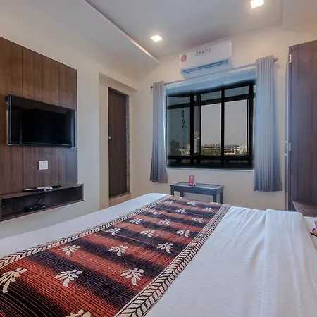 Guest house Sarah 3*