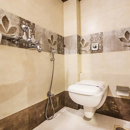 Liberty Plaza Hotel 3*