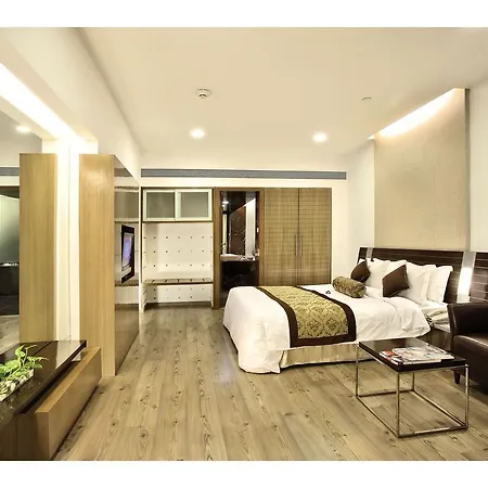Hotel Ramada Powai & Convention Centre