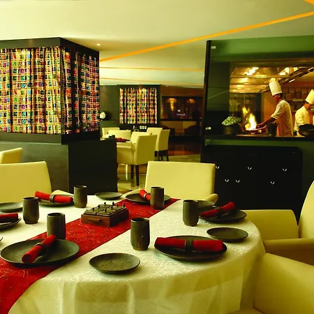 Hotel Sahara Star 5*