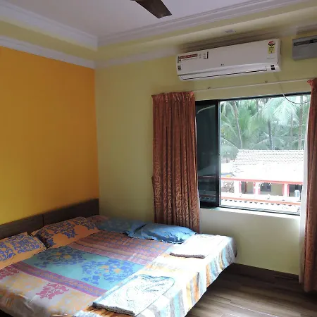 Hotel Born 4 Tours# Kaveris Nest *