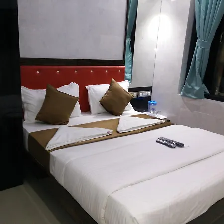 Oyo 7481 Plaza 2* Mumbai