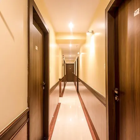 Hotel Oyo 7840 Artus 2 Mumbai