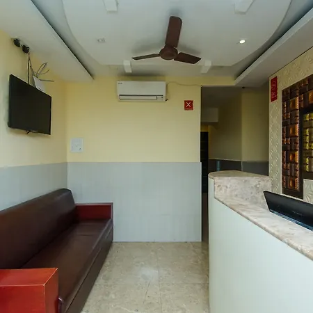 Oyo 7840 Artus 2 Hotel *