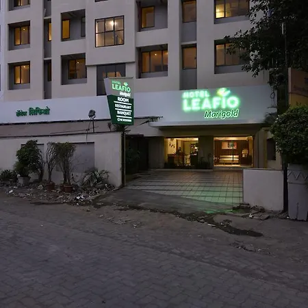 Leafio Marigold-near Airport Hotel Mumbai