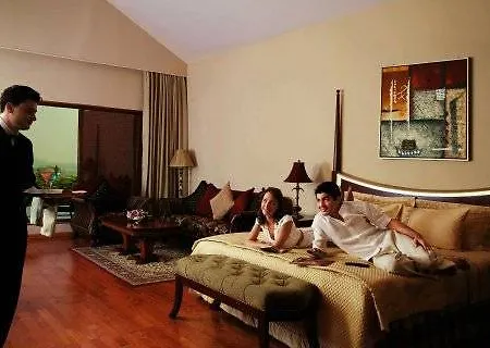Hotel Palms Towers And Mumbai