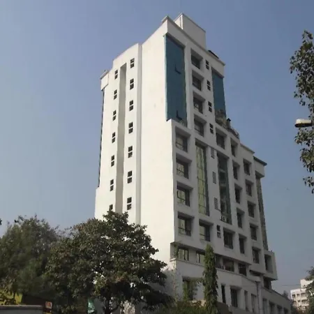 The Caliph Hotel, Near Powai 3*