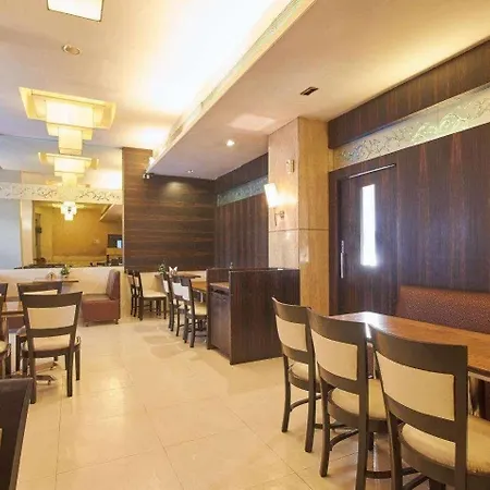 Hotel The Caliph Hotel, Near Powai 3*