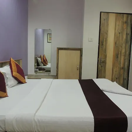 Hotel Fabhotel Galaxy 3*