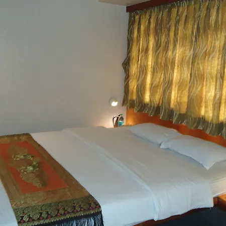 Jayshree Domestic Airport 3* Mumbai