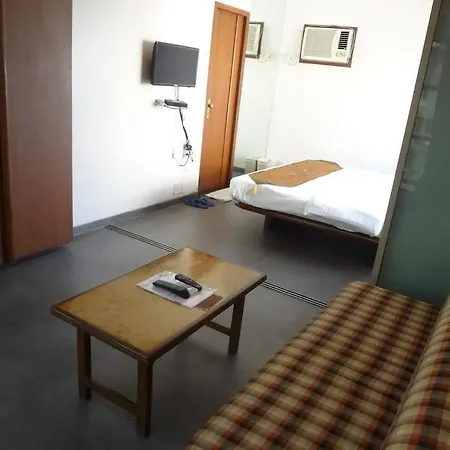 Hotel Jayshree Domestic Airport Mumbai