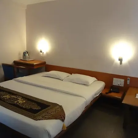 Jayshree Domestic Airport Hotel