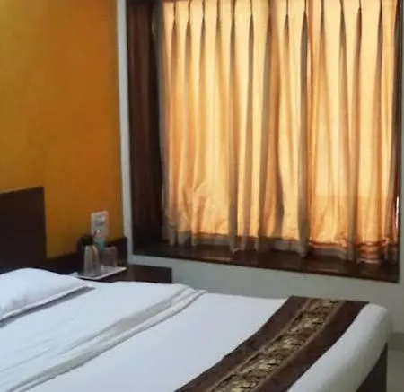 Hotel Jayshree Domestic Airport