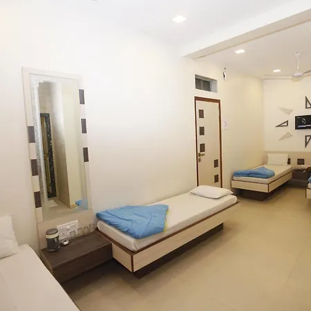 Al Moazin Hotel