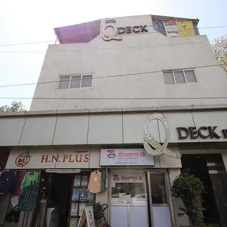Hotel Q Deck 2*