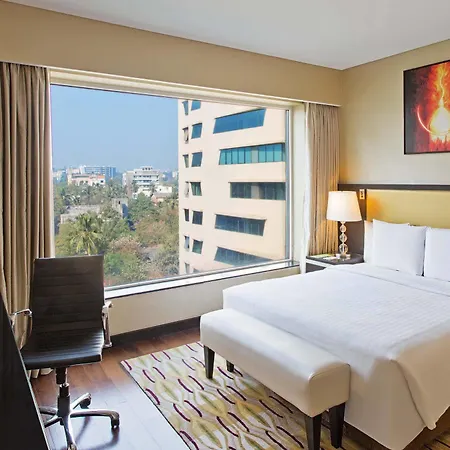 Hotel Courtyard By Marriott International Airport Mumbai