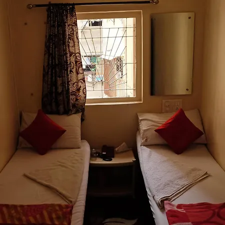 Hotel New India