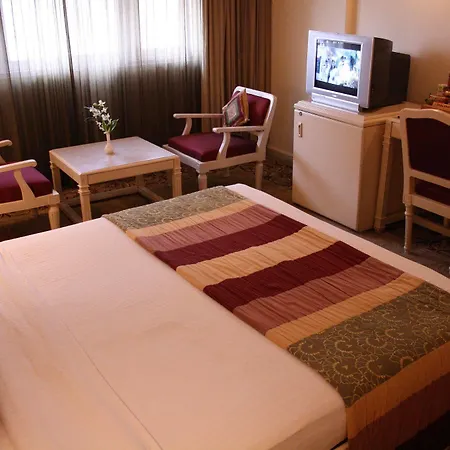 Bawa International 3*