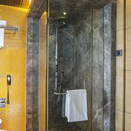 The Regale By Tunga Hotel