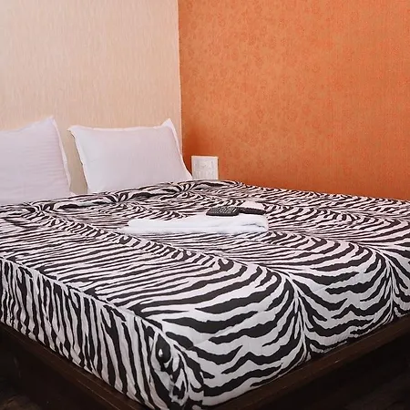 Hotel O Grand Mumbai