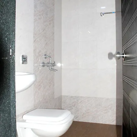 Fabhotel Adore Hotel 3*