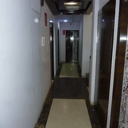 Satellite Hotel Mumbai