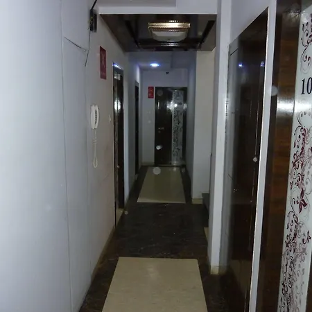 Satellite Hotel 3*