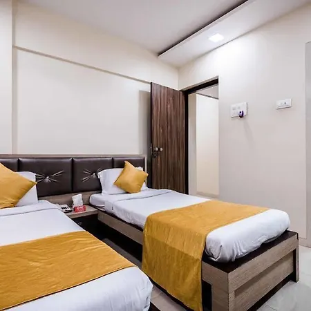 Hotel Bloom Residency